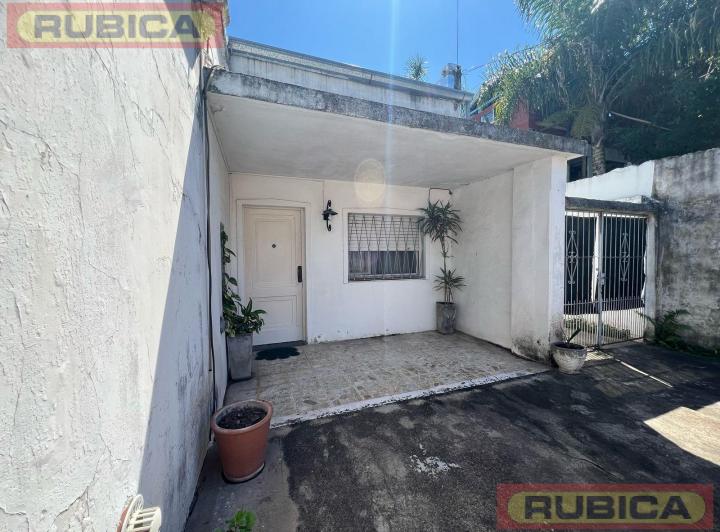 Casa · 100m² · 3 Ambientes · 1 Cochera