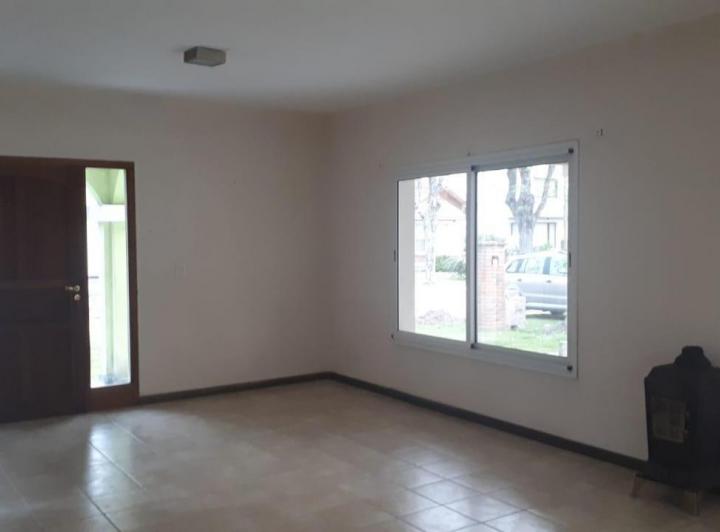 Casa · 150m² · 7 Ambientes · 1 Cochera