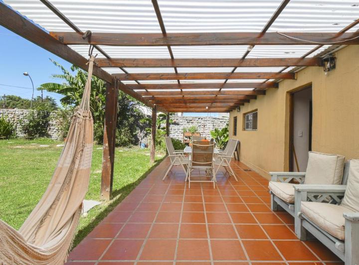 Casa · 165m² · 4 Ambientes · 1 Cochera
