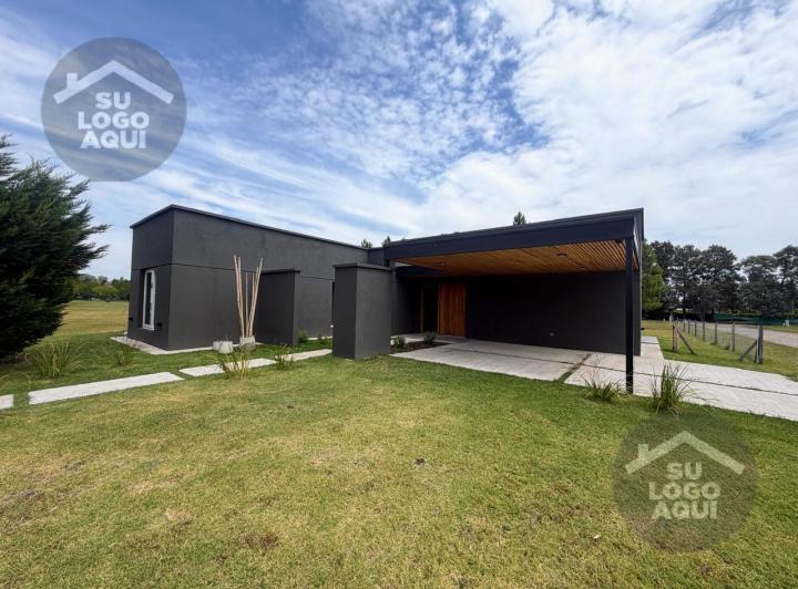 Casa · 1000m² · 4 Ambientes · 4 Cocheras