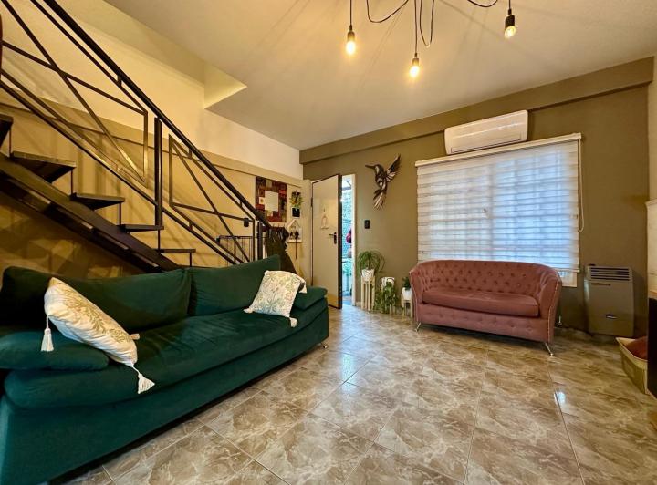 Casa · 70m² · 4 Ambientes · 1 Cochera