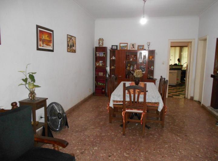 Casa · 170m² · 3 Ambientes · 1 Cochera