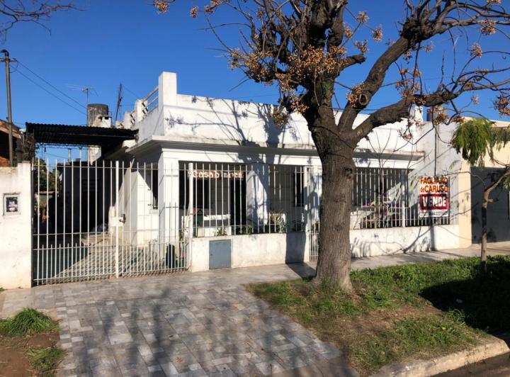 Casa · 100m² · 3 Ambientes · 2 Cocheras