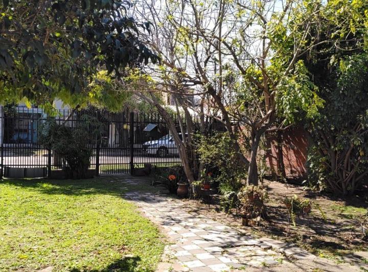 Casa · 105m² · 4 Ambientes · 1 Cochera