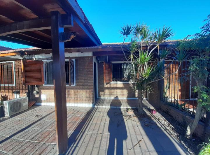 Casa · 80m² · 4 Ambientes · 1 Cochera