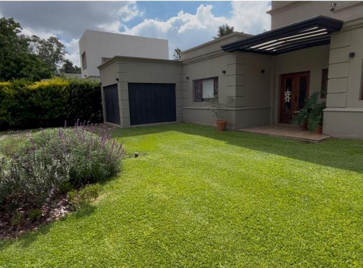 Casa · 154m² · 5 Ambientes · 1 Cochera