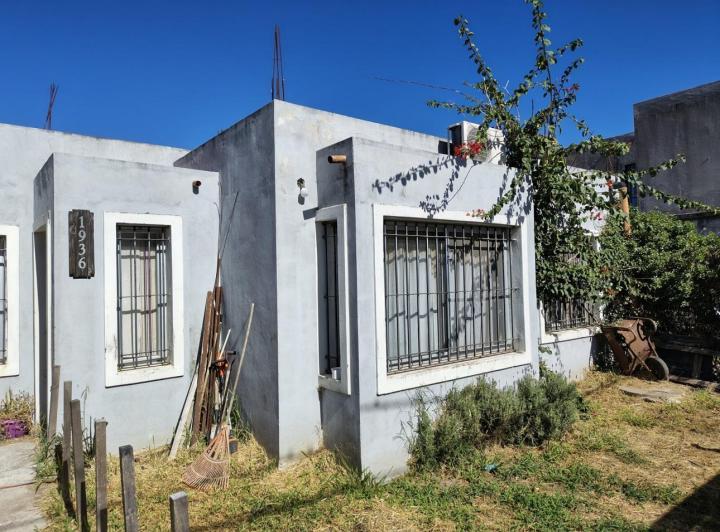 Casa · 105m² · 4 Ambientes · 2 Cocheras