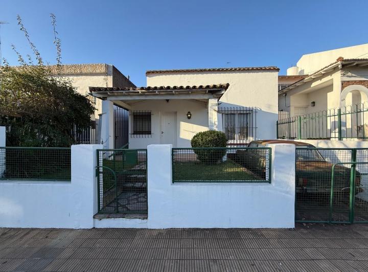 Casa · 91m² · 3 Ambientes · 1 Cochera