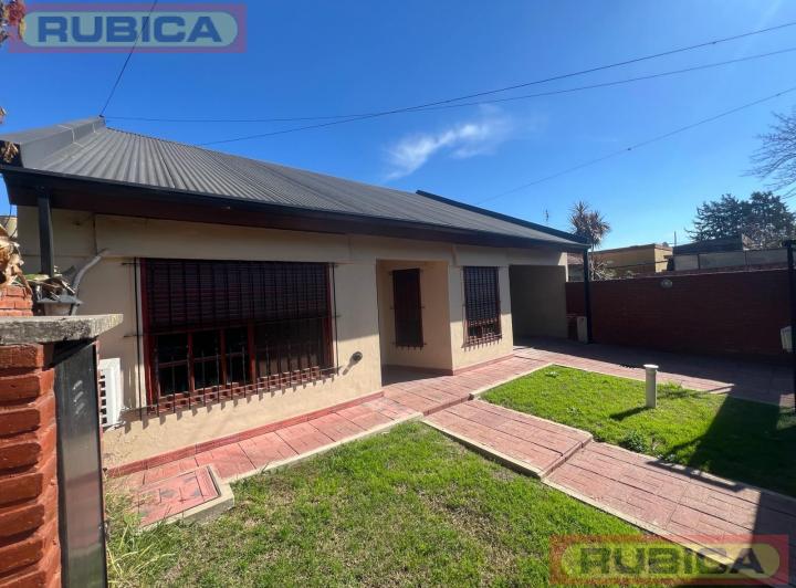 Casa · 180m² · 4 Ambientes