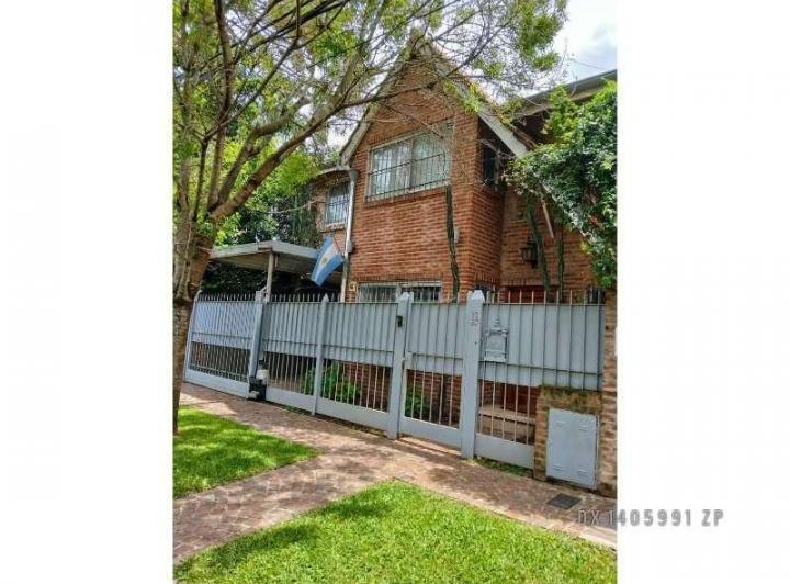Casa · 140m² · 4 Ambientes · 1 Cochera