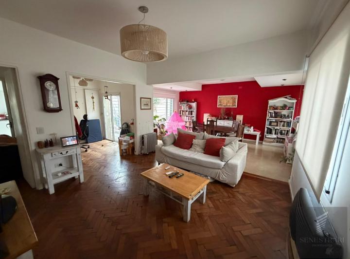 Casa · 110m² · 4 Ambientes · 1 Cochera