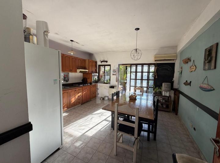Casa · 115m² · 4 Ambientes · 1 Cochera