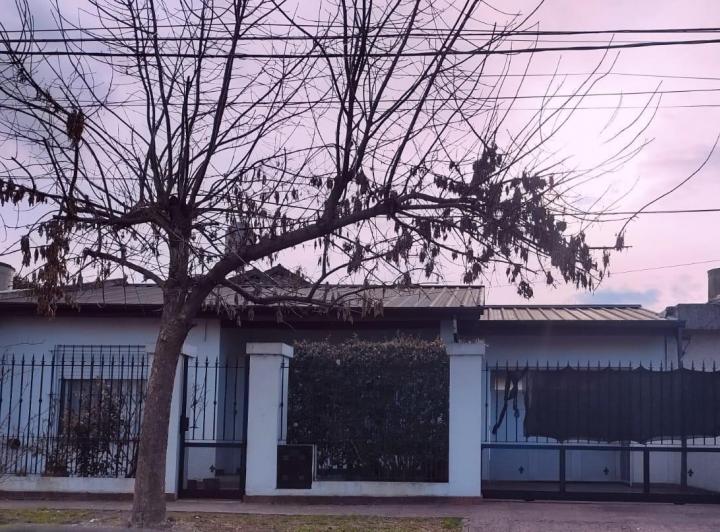Casa · 91m² · 4 Ambientes · 1 Cochera
