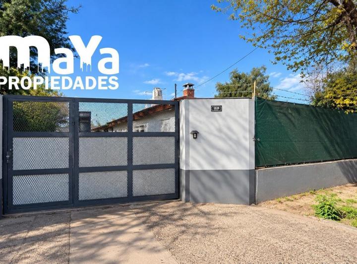 Casa · 118m² · 3 Ambientes · 6 Cocheras