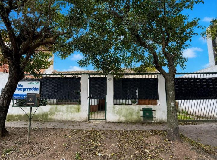 Casa · 165m² · 4 Ambientes · 1 Cochera