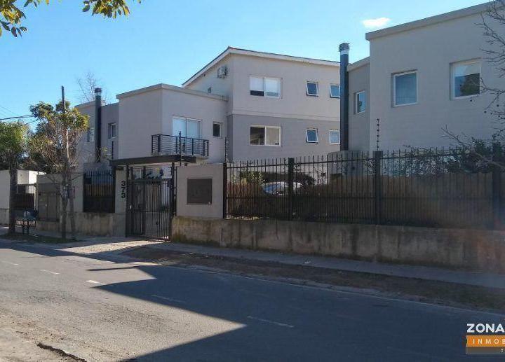 Casa · 109m² · 4 Ambientes · 1 Cochera