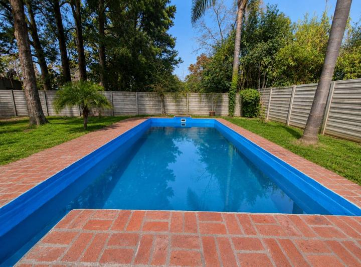 Casa · 110m² · 4 Ambientes · 2 Cocheras