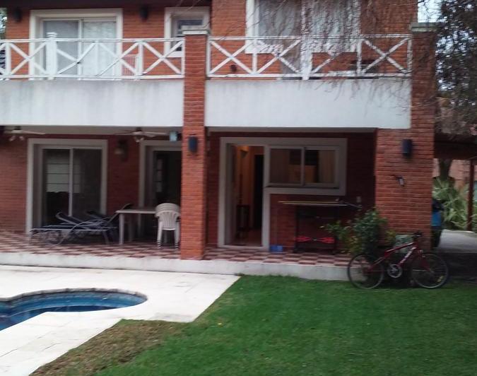 Casa · 700m² · 4 Ambientes