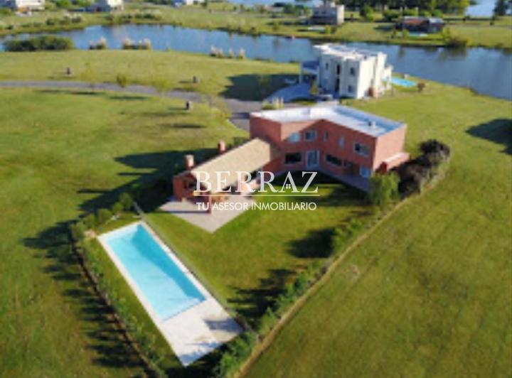 Casa · 259m² · 5 Ambientes