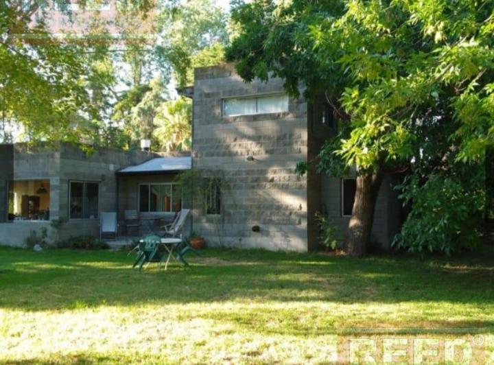 Casa · 157m² · 5 Ambientes · 1 Cochera