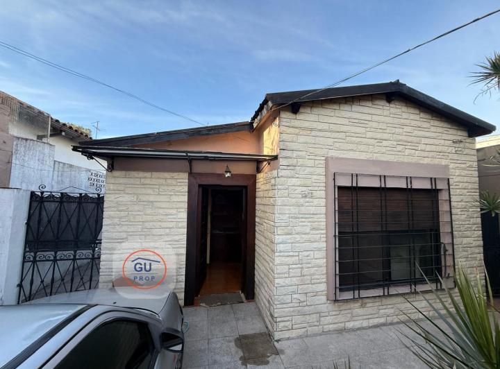 Casa · 90m² · 3 Ambientes · 1 Cochera