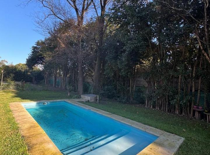 Casa · 150m² · 4 Ambientes · 4 Cocheras