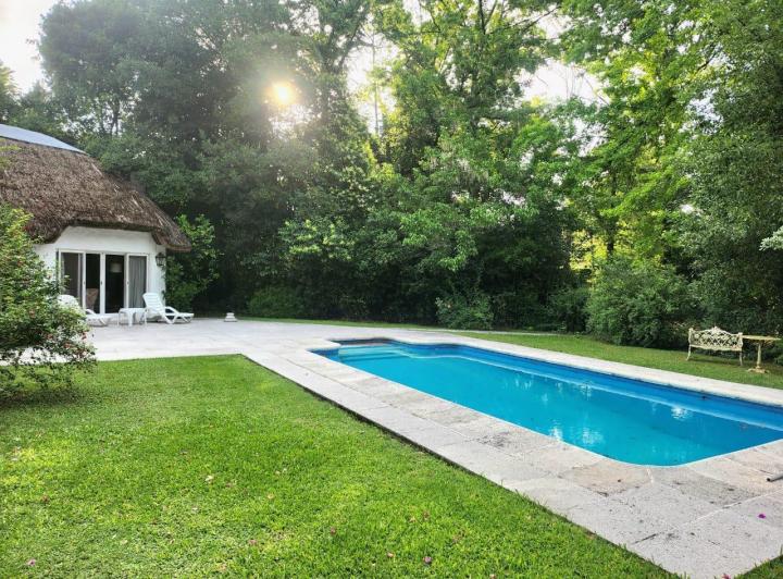 Casa · 160m² · 3 Ambientes · 3 Cocheras