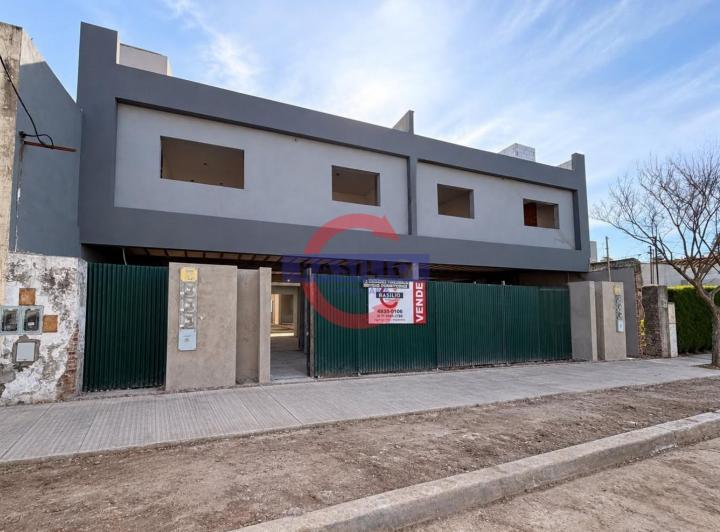 Casa · 69m² · 3 Ambientes · 1 Cochera