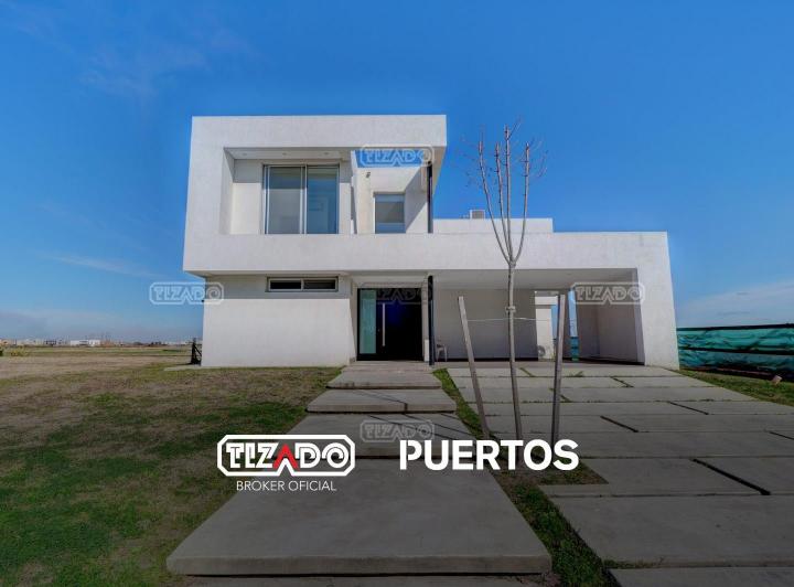 Casa · 236m² · 4 Ambientes · 1 Cochera