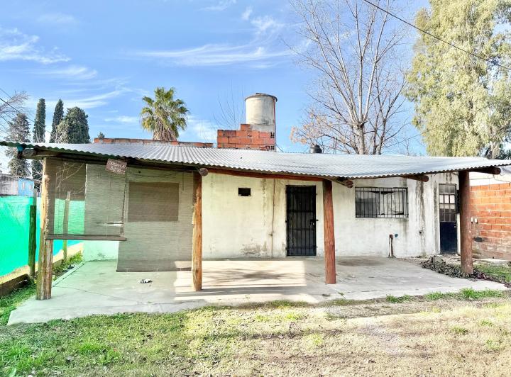 Casa · 40m² · 3 Ambientes · 2 Cocheras