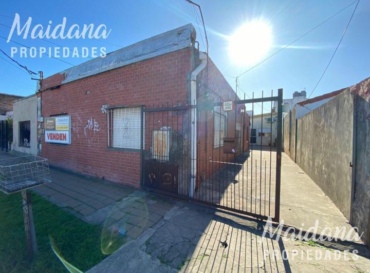 Casa · 150m² · 4 Ambientes · 2 Cocheras