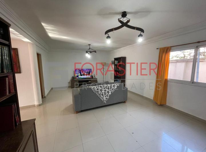 Casa · 175m² · 5 Ambientes · 1 Cochera