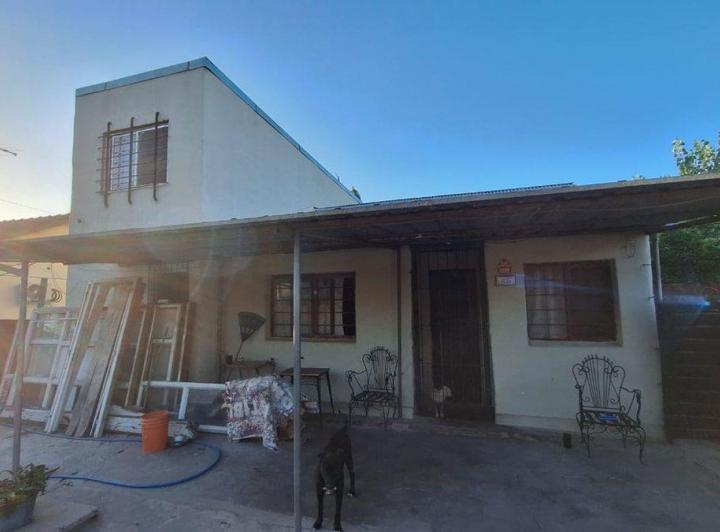 Casa · 85m² · 3 Ambientes · 1 Cochera