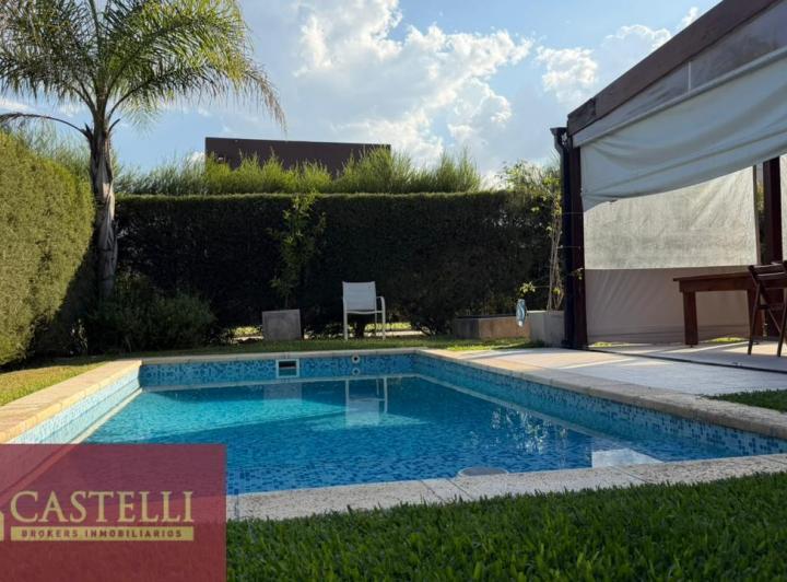 Casa · 118m² · 3 Ambientes · 2 Cocheras