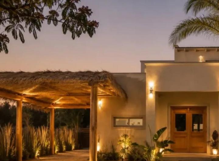 Casa · 170m² · 4 Ambientes · 2 Cocheras