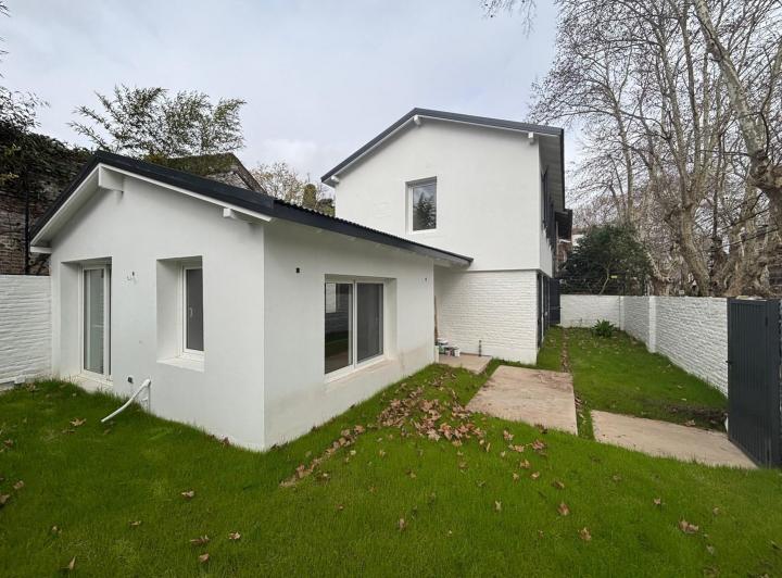 Casa · 142m² · 5 Ambientes · 1 Cochera