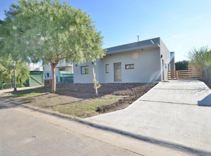 Casa · 112m² · 3 Dormitorios · 1 Cochera
