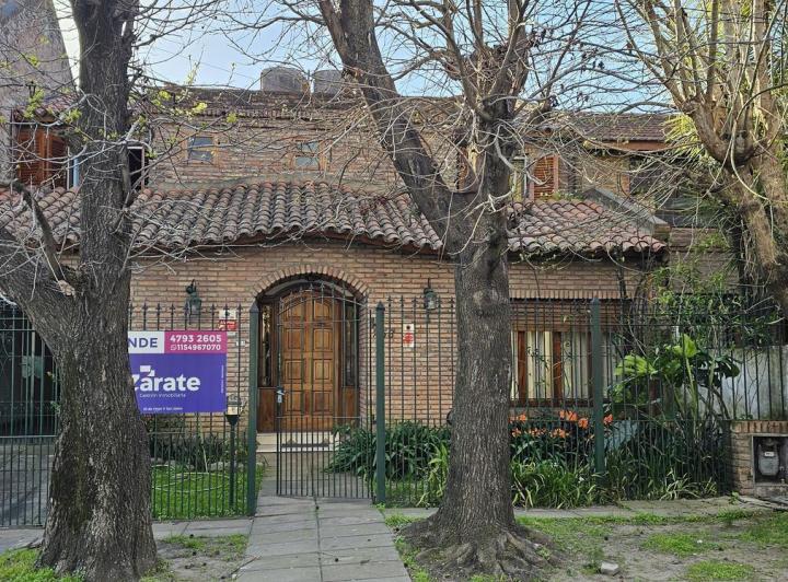 Casa · 224m² · 5 Ambientes · 1 Cochera