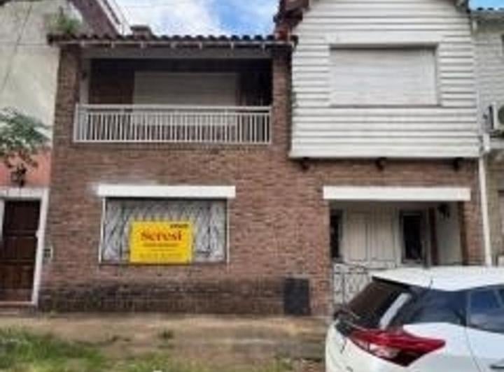 Casa · 170m² · 4 Ambientes · 1 Cochera