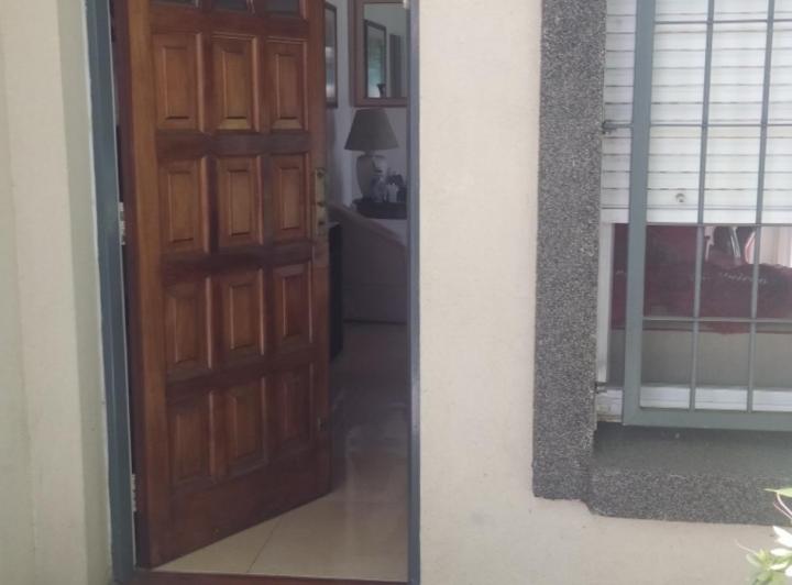 Casa · 260m² · 3 Ambientes · 1 Cochera