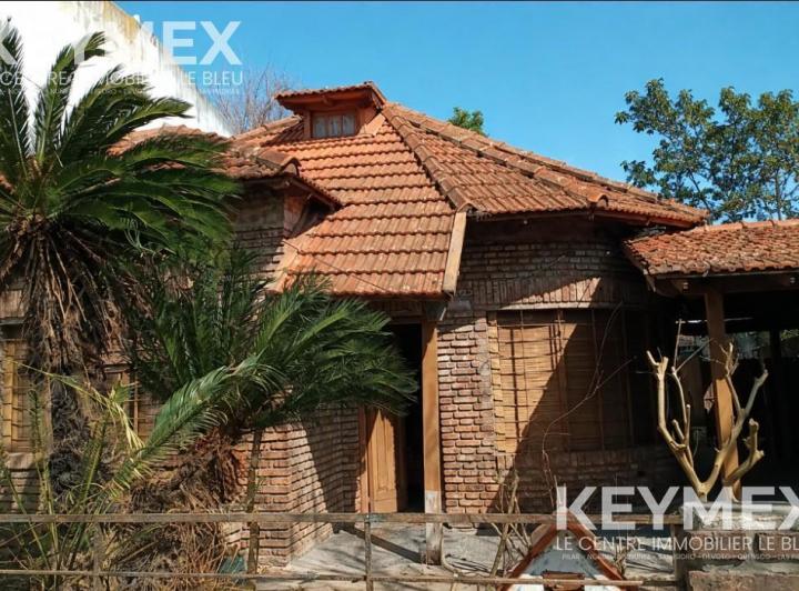 Casa · 100m² · 4 Ambientes · 1 Cochera
