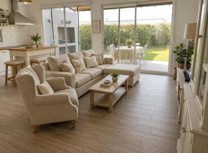 Casa · 122m² · 4 Ambientes · 2 Cocheras