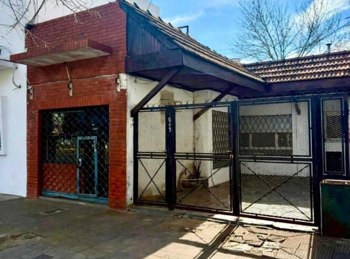 Casa · 78m² · 2 Ambientes · 1 Cochera
