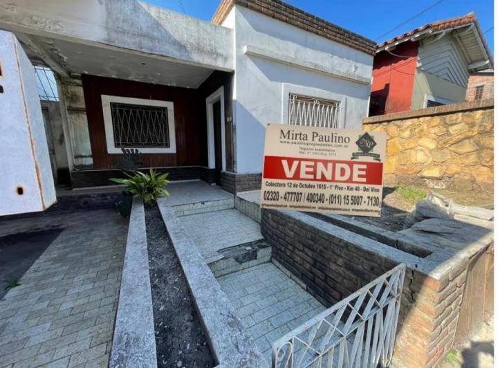 Casa · 4 Ambientes · 1 Cochera