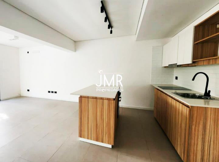 Casa · 80m² · 3 Ambientes · 1 Cochera
