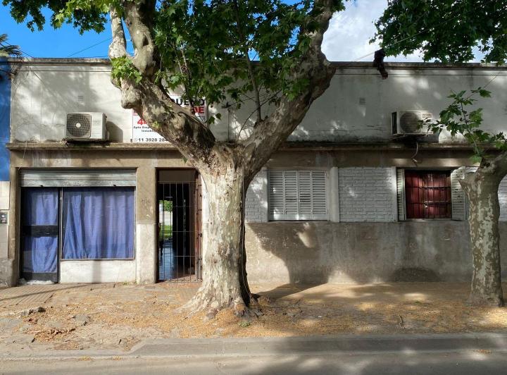 Casa · 129m² · 4 Ambientes · 1 Cochera
