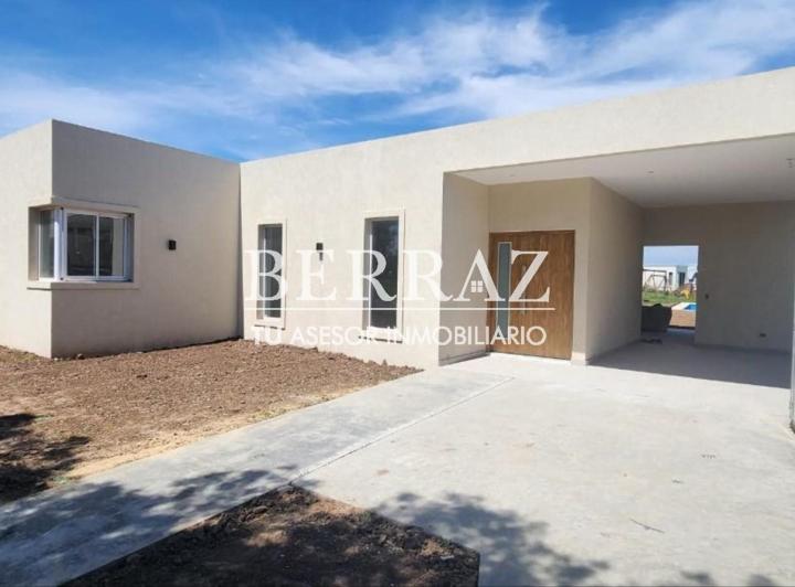 Casa · 190m² · 4 Ambientes · 2 Cocheras