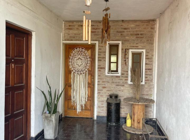 Casa · 350m² · 3 Dormitorios · 2 Cocheras