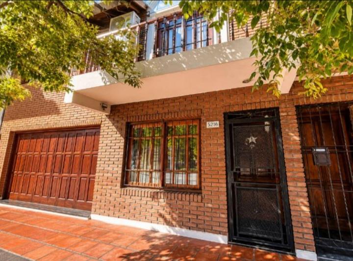 Casa · 87m² · 3 Ambientes · 1 Cochera