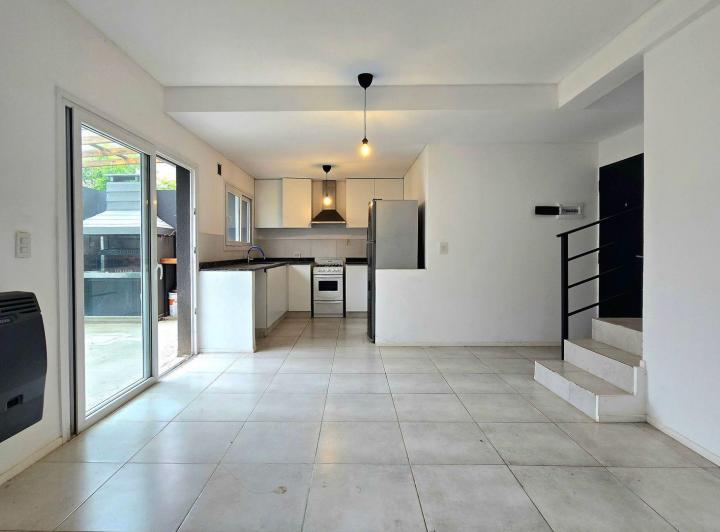 Casa · 103m² · 3 Ambientes · 1 Cochera